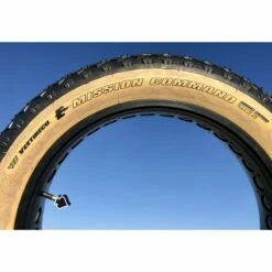 Custom Vélo Pneu Fatbike E-Mission Command 20 X 4.00 Flanc Skinwall* 102-406 -Custom Vélo Soldes Boutique pneu fatbike e mission command 20 x 400 flanc skinwall 102 406 4