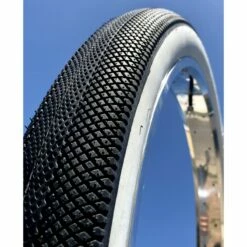 Custom Vélo Pneu Vee Speedster 26 X 2.8 Flanc Blanc 70-559 -Custom Vélo Soldes Boutique pneu vee speedster 26 x 28 flanc blanc velo electrique fatbike 3